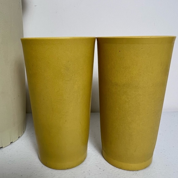 Vintage Cream and Yellow Pitcher Set - Picture 6 of 14